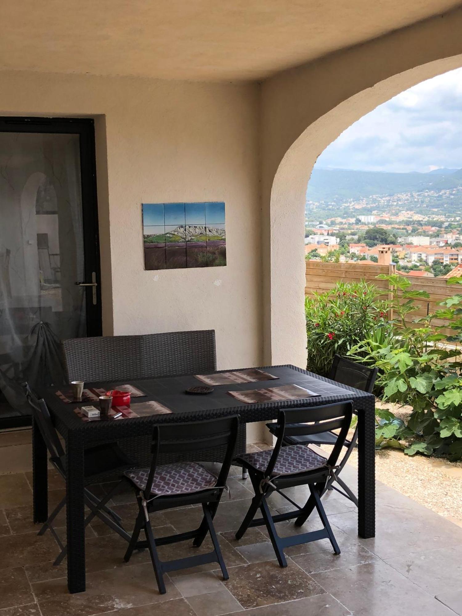 Rez-De-Villa Vue Mer Panoramique 4 P - Soleil Levant 라시오타 외부 사진